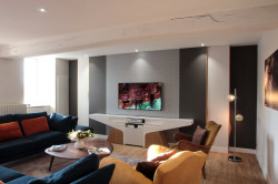 Entreprise spécialiste en conception et installation de mobilier HIFI sur-mesure